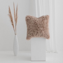 Load image into Gallery viewer, Curly Long Wool Cushion
